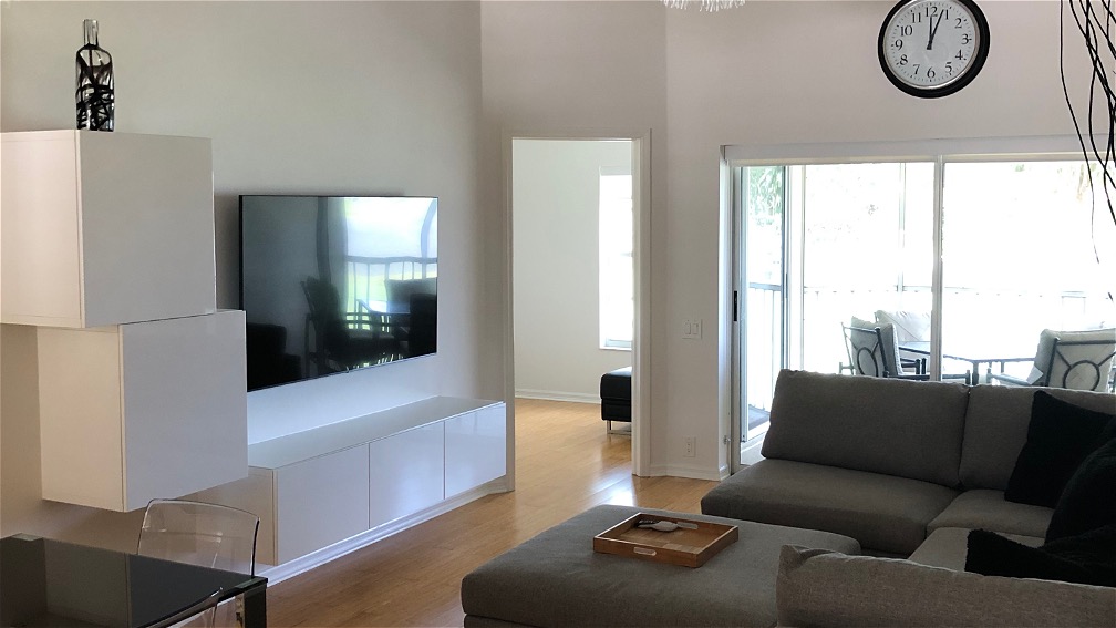 Listing# 123 Property Photo