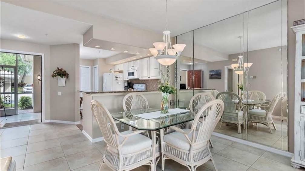 Listing# 98 Property Photo